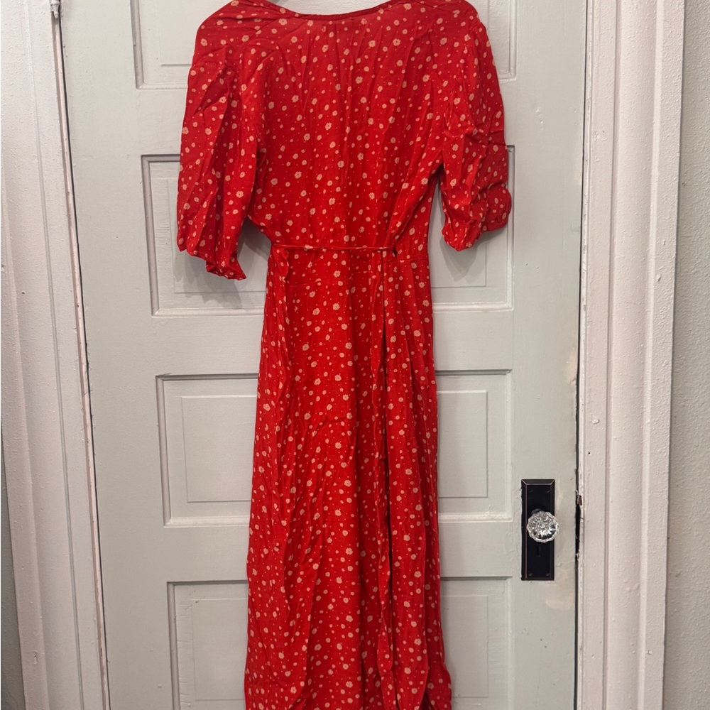 Faithfull the Brand Red Floral Midi Dress - Picture 2 of 3